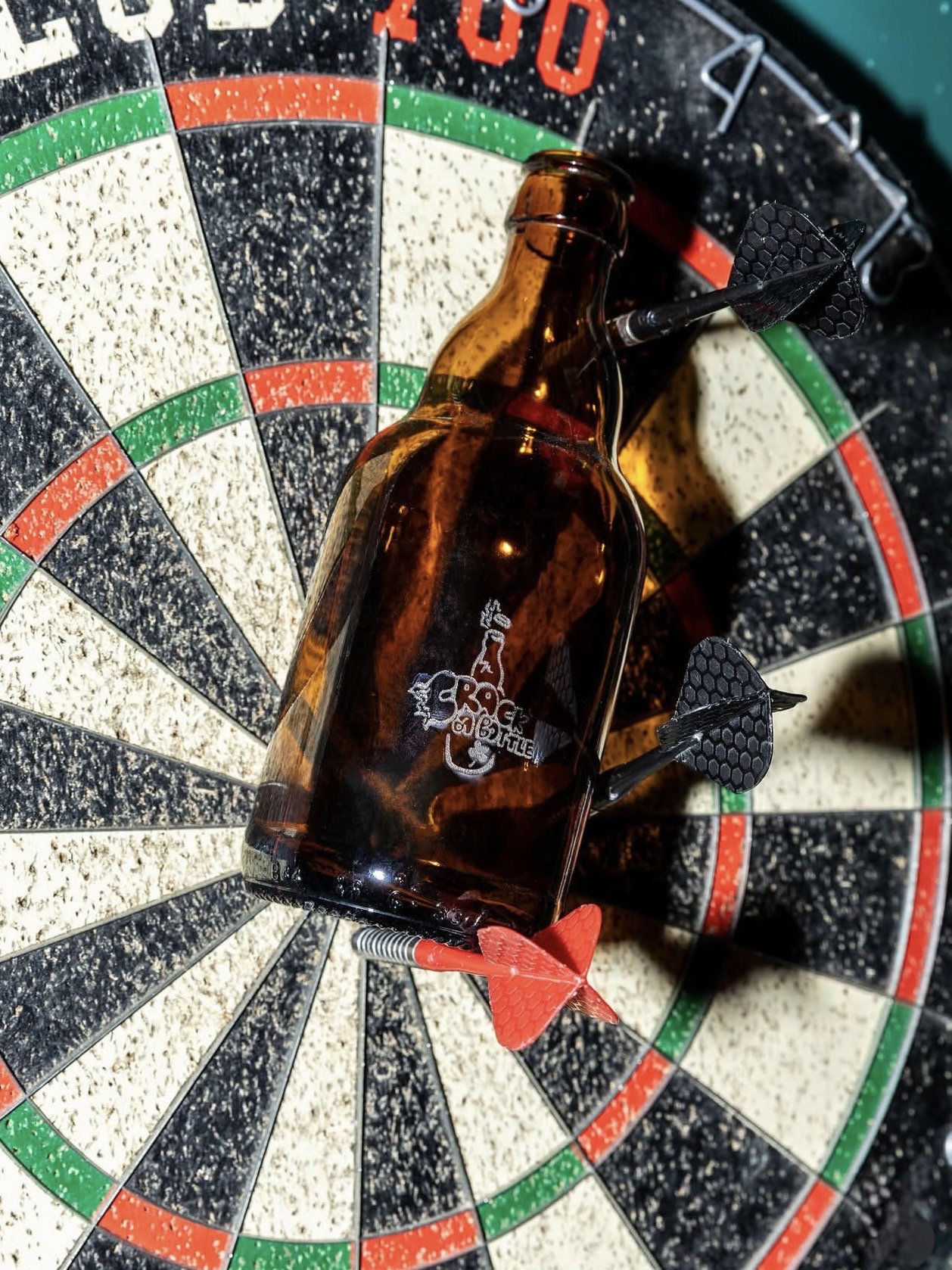 Ivis & Oléa, Tiny Moon craft cider on the board